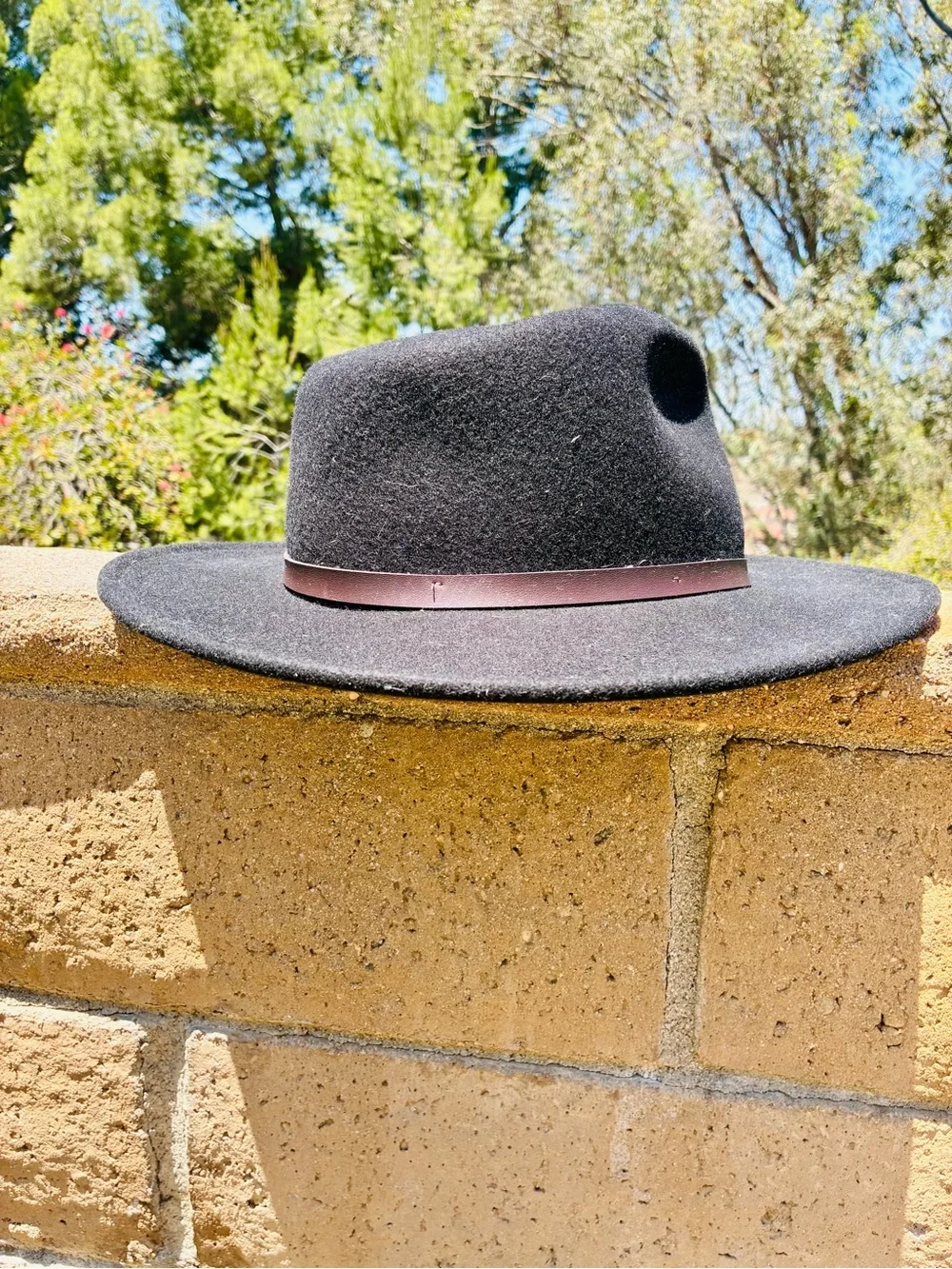 100% wool black fedora medium
